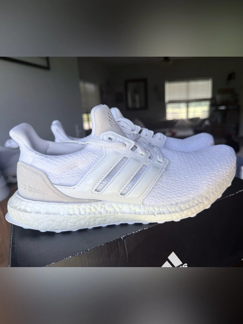 Adidas UltraBOOST DNA “Cloud White”